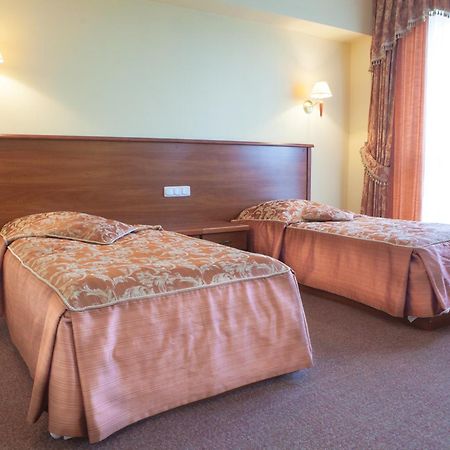 Hotel Przedwiosnie Maslow  Esterno foto