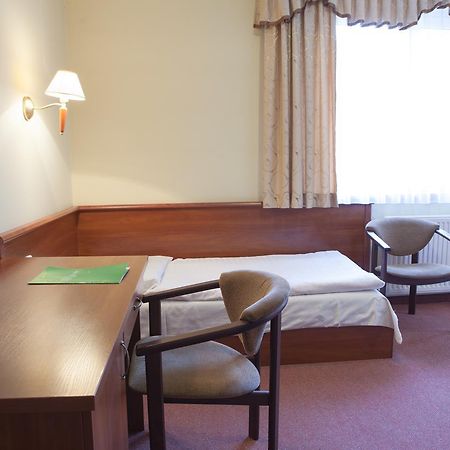 Hotel Przedwiosnie Maslow  Esterno foto