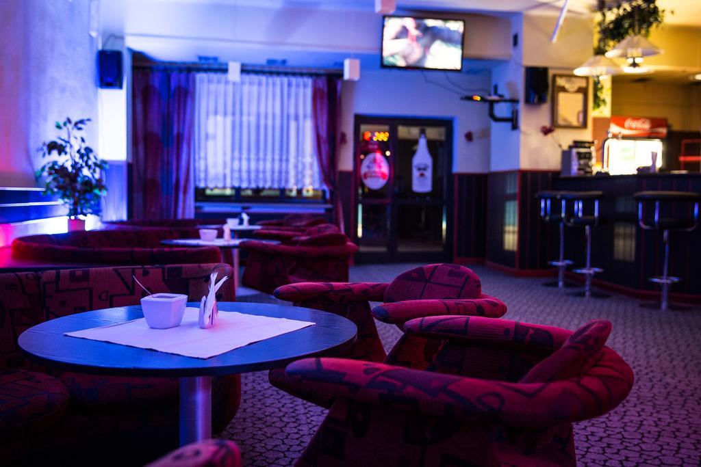 Hotel Przedwiosnie Maslow  Esterno foto