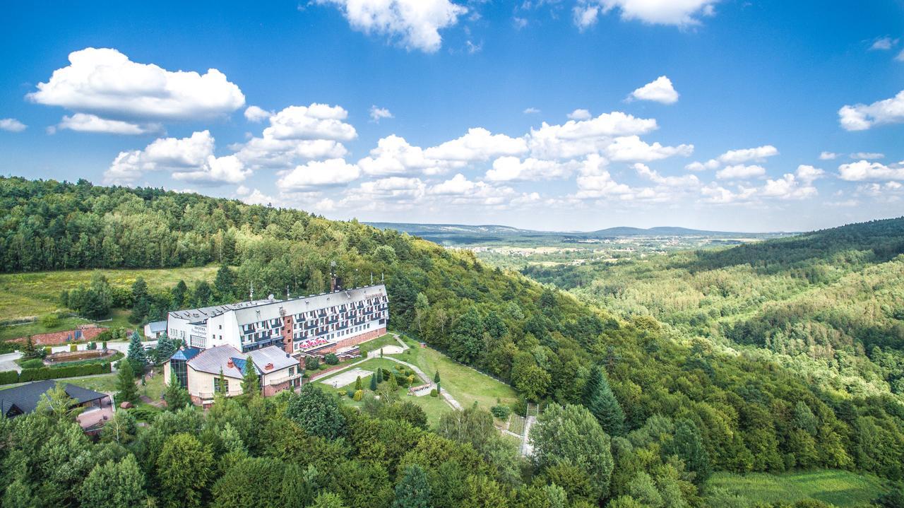 Hotel Przedwiosnie Maslow  Esterno foto