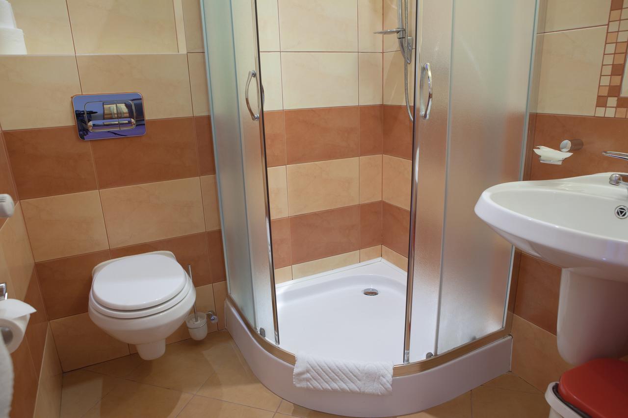 Hotel Przedwiosnie Maslow  Esterno foto